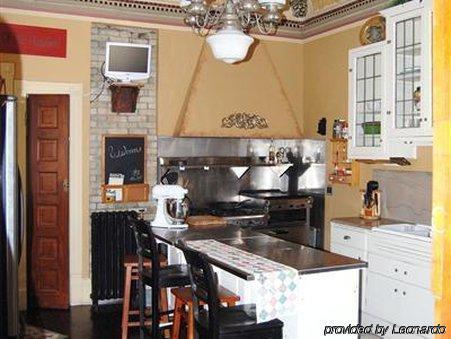 Schuster Mansion Bed&Breakfast Milwaukee Zimmer foto